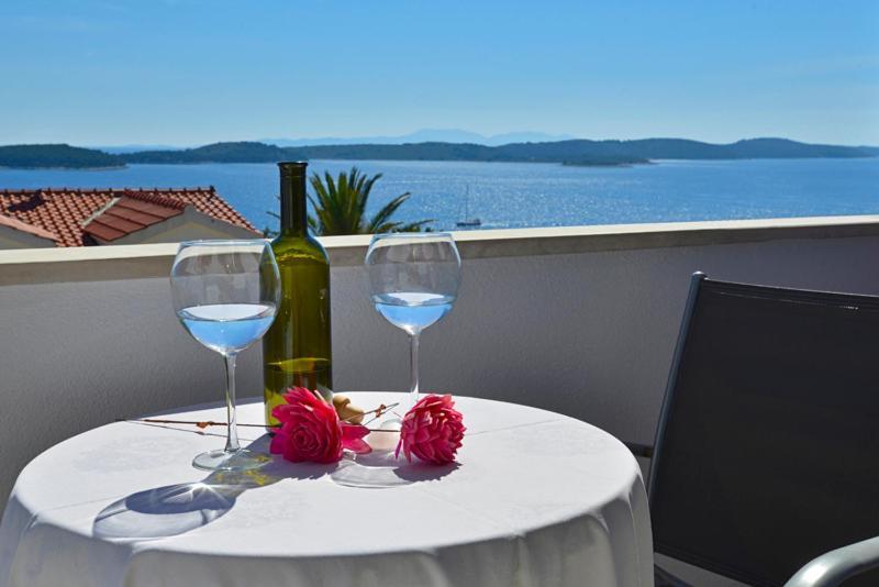 Sunset Apartments Hvar Town Exterior photo